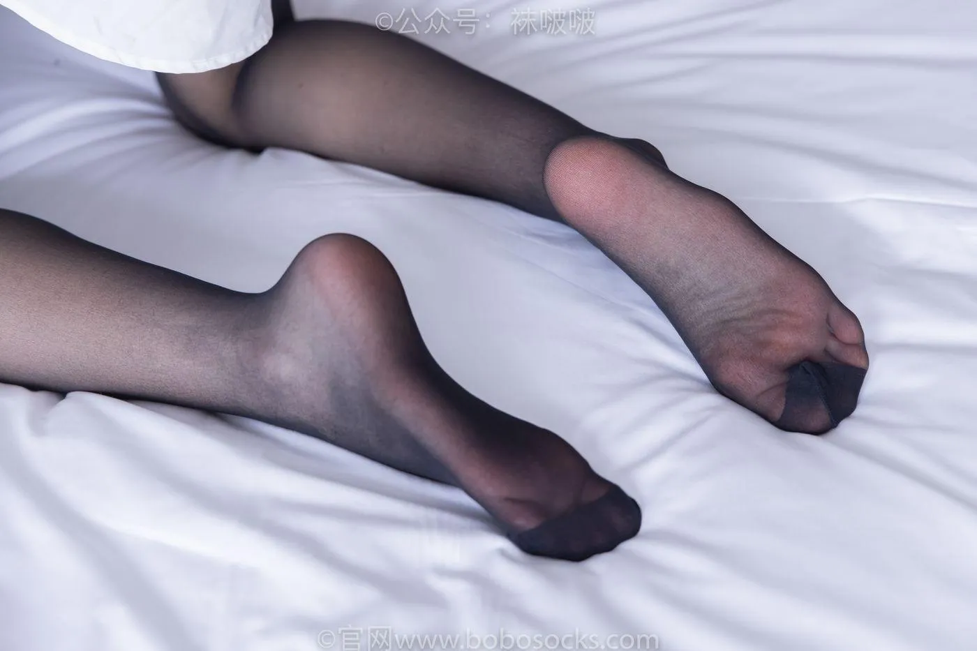 [BoBoSocks袜啵啵]NO.046 枫枫-短靴、黑丝 [135P]插图1